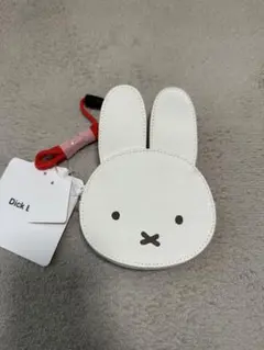 新品タグ付き　ミッフィー フェイスポーチ