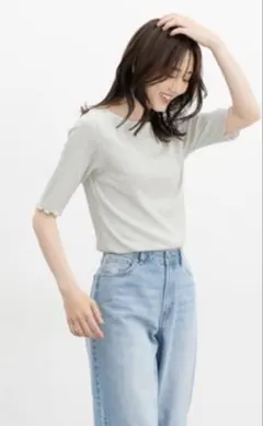 【美品】ハニーズ ラメカットソー￼5分袖ボートネックシルバーホワイト春夏