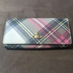 Vivienne Westwood 長財布 チェック柄のサムネイル