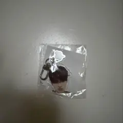 treasure ジェヒョク 顔アクキー 怒