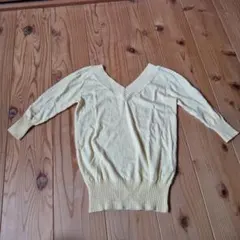 BODY DRESSING 五分袖 Vネック ニット イエローのサムネイル