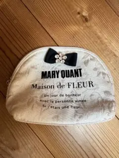 MARY QUANT Maison de FLEUR ポーチ　白