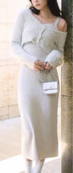 リリアンカラット ショートカーディガン&ニットキャミワンピースセット ベージュ