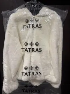 美品　TATRAS ファーブルゾン ホワイト