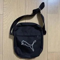 ☆新品未使用☆プーマ　斜めがけ　ショルダーバッグ　黒