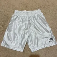umbro レディースMホワイト ショートパンツ新品同様
