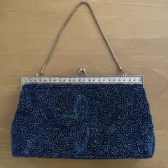 Item thumbnail for item a289cd3b-ef9b-4f29-83e6-97a0ddc10e89