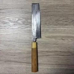 中古品【源龍平】鍛錬 麺切り包丁 蕎麦切り包丁 日本製 広刃 平刃包丁 駒板付き 中古品【源龍平】鍛錬 麺切り包丁 蕎麦切り包丁 日本製 広刃 平刃包丁