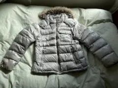 ユニクロ　ダウンジャケット　シルバー