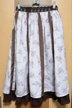 axes femme 花柄ピンクスカート