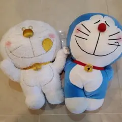 ドラえもん　ぬいぐるみ　２体