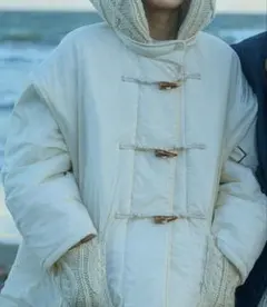 niko andニコアンド切り替えダッフルコートケーブル中綿