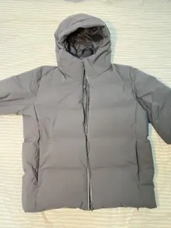 UNIQLO シームレスダウンパーカー ダークグレー