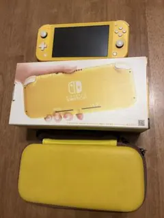 Nintendo Switch Lite イエロー 本体とケース