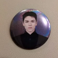 SEVENTEEN NEW₋缶バッジ　 　　　　　　　　　バーノン