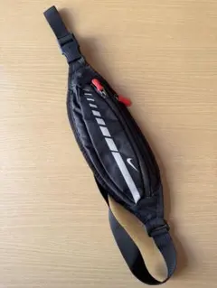 NIKE ランニング ウエストポーチ ボディバッグ ブラック