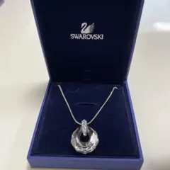 Swarovski クリスタル ネックレス 八角形 ペンダント