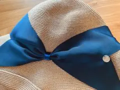 Athena New York ネイビーリボン付きベージュラフィアハット