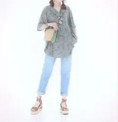 【新品】&LOVEアンドラブ ハートフラワーな楽ちんふりるフレアチュニックのサムネイル