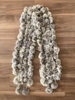 ポンポン付きラビットファーマフラー☆良品☆グレー系