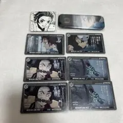 鬼滅の刃　ダイニング　お楽しみくじ　缶バッジ　カード　竈門炭治郎