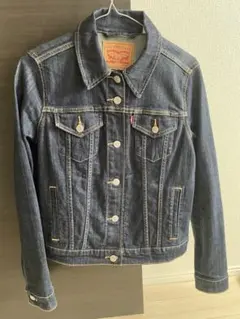 LEVI’S デニムジャケット Mサイズ
