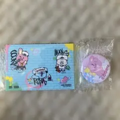 BT21の缶バッジ とシール