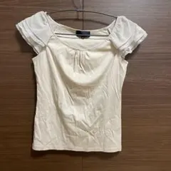 UNTITLED ベージュ 半袖トップス Mサイズ