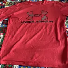 UNDER ARMOUR レッド 半袖Tシャツ MD☆中古☆
