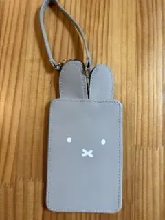 ミッフィ　耳付きグレーのパスケース
