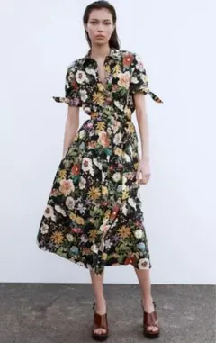 新品未使用＊ZARA フラワープリント ワンピース 半袖