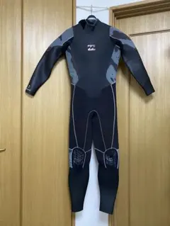 ★超人気メーカー！！【Billabong 】メンズ用５×３ｍｍセミドライフル