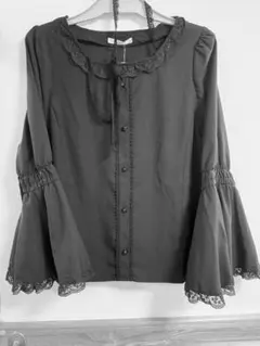 新品　眞白ありす　しまむら　姫袖ブラウス　LLブラック