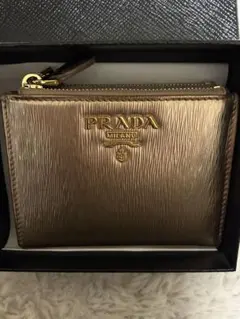 PRADA 二つ折り財布　ベージュ　エピ