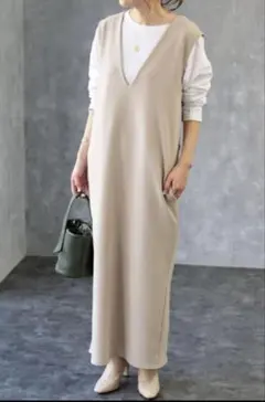 Bonjour sagan Vネックノースリワンピース