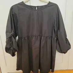 ブラック フレアスリーブ シャツ M