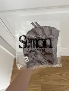 Semon apartment 馬柄　ボンネット