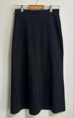 ユニクロ ナロースカート m