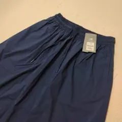 New Balance フレア スカート ストレッチ 未使用 タグ付 紺 Mのサムネイル