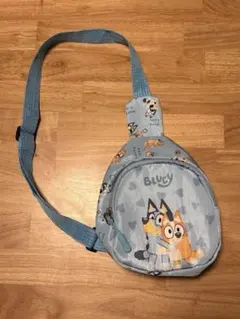 値下げ　SHEIN BLUEY ブルーイ　ショルダーバッグ キッズサイズ