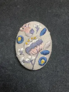 ハンドメイド刺繍ブローチ花柄ナチュラル