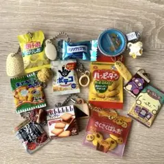 お菓子　ミニチュア　ガチャガチャ