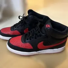 ナイキコートビジョンミッド