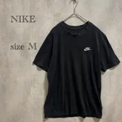 ナイキ ワンポイント刺繍ロゴ 半袖Tシャツ ブラック 黒 M