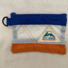 CITY CREEK 切り替えコインケースポーチ 青/オレンジ