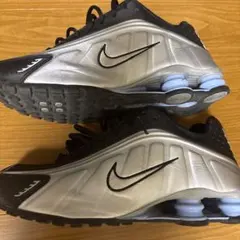 Nike Shox R4 限定カラー