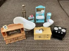 シルバニアファミリー 家具セット　トイレ　お風呂　シャワー　テレビ　キッチン