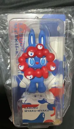 LABUBU MYAKU-MYAKUストラップフィギュア ラブブ　ミャクミャク