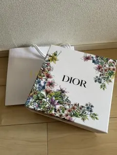 Dior 花柄ギフトボックスと紙袋セット/ブランド/美品