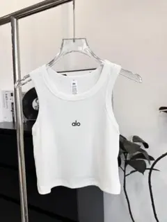 alo yoga タンクトップ ホワイト Sサイズ - メルカリ